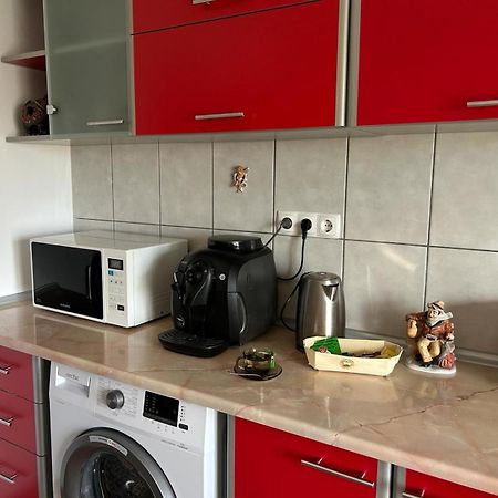 Harmony Luisa Apartment #Enjoy#Otopeni# Luaran gambar